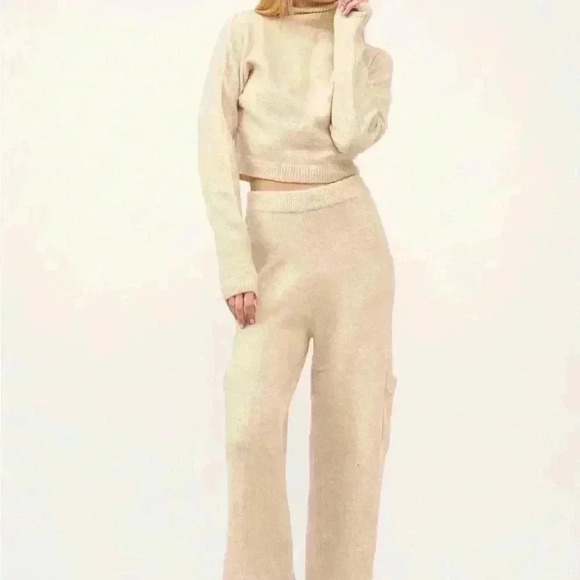 Cozy Sweater Beige Turtleneck and Pants Set - Picture 1 of 2